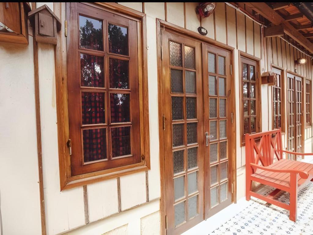 Dalat Old Market Town Bagian luar foto