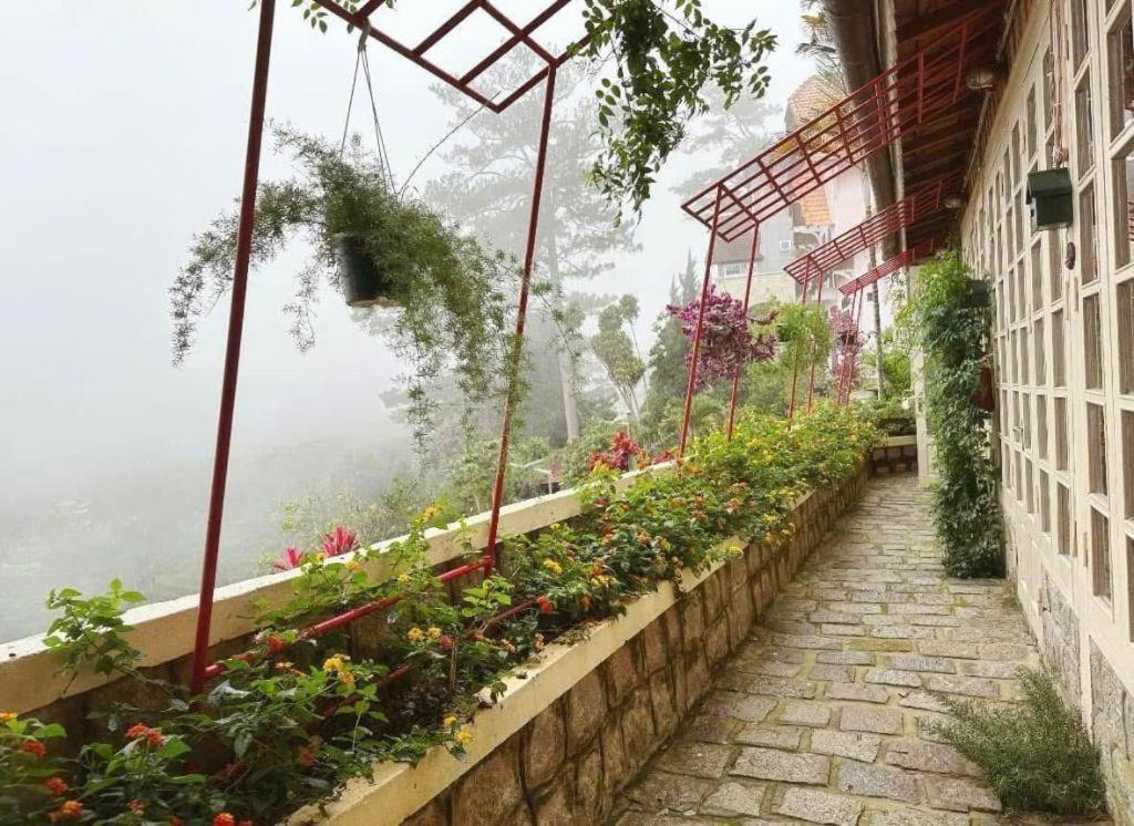 Dalat Old Market Town Bagian luar foto